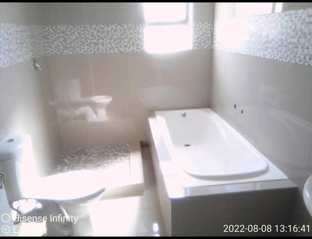 3 BEDROOM HOUSE FOR SALE IN THE ORCHARDS